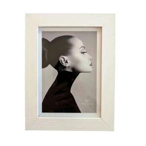 NWOT Hap Tim 5x7 Picture Frame White Wooden Photo Frames for Tabletop